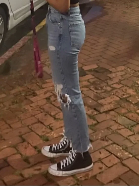 Garage Women's Light Blue  Denim Mom Jeans - Picture 11 of 11